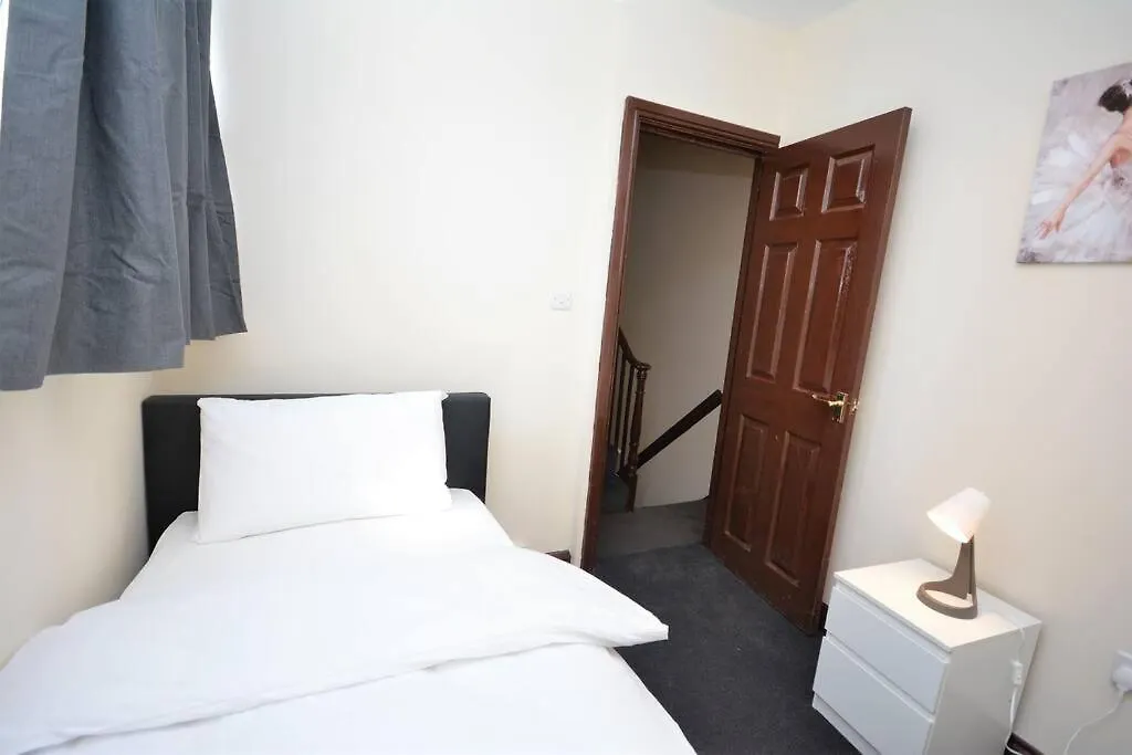Lovely 3Bedroom Apartment London