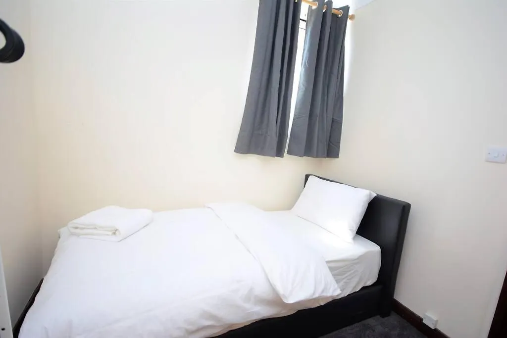 Lovely 3Bedroom Apartment London